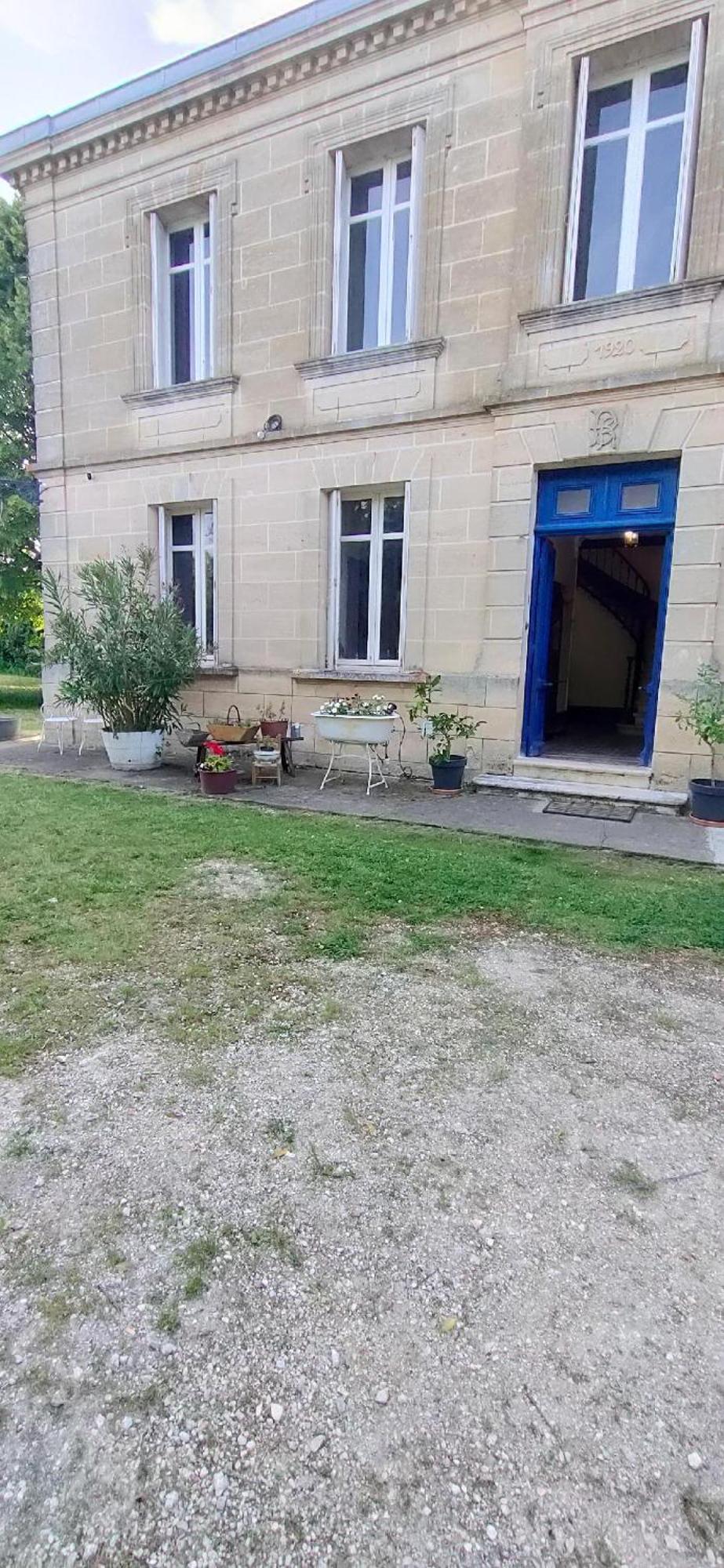 Chateau Monichot Organic Vineyard Tauriac  Extérieur photo